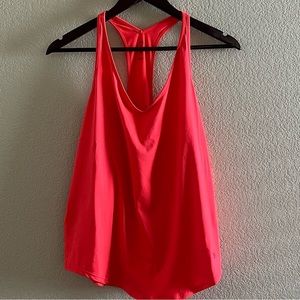 Under Armour Racerback Athletic Tank Size Large NWT